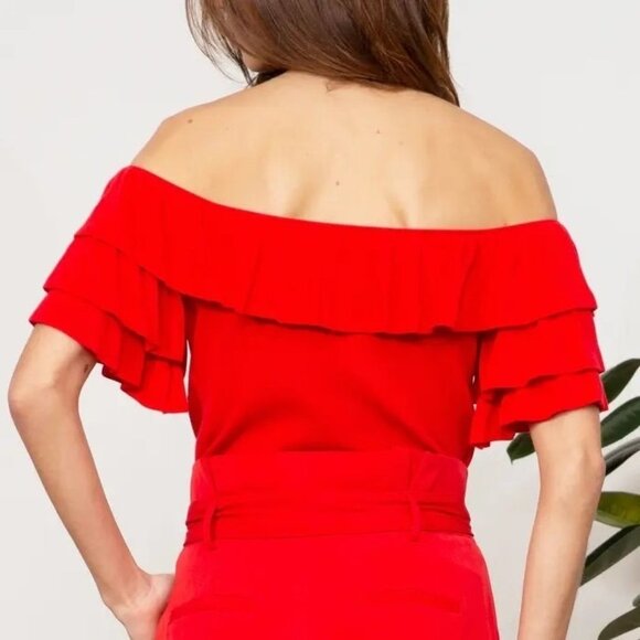 LUCY PARIS Layla Off-the-Shoulder Ruffle Top In Red Size XS - Picture 2 of 9
